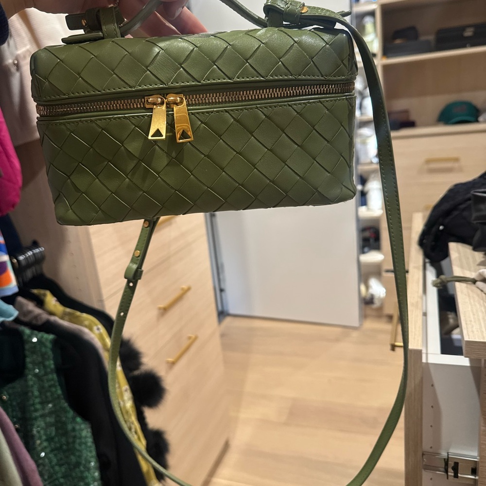 Bottega Veneta bang bang vanity Olive Woven Crossbody Bag - Picture 2 of 11